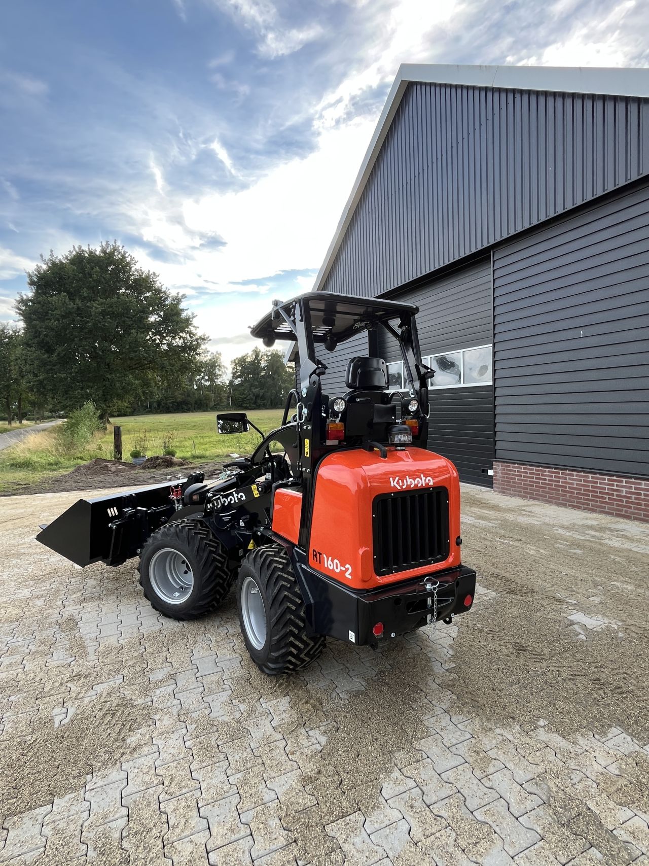 Kubota RT160-2 / Giant G1500 XTRA-HD