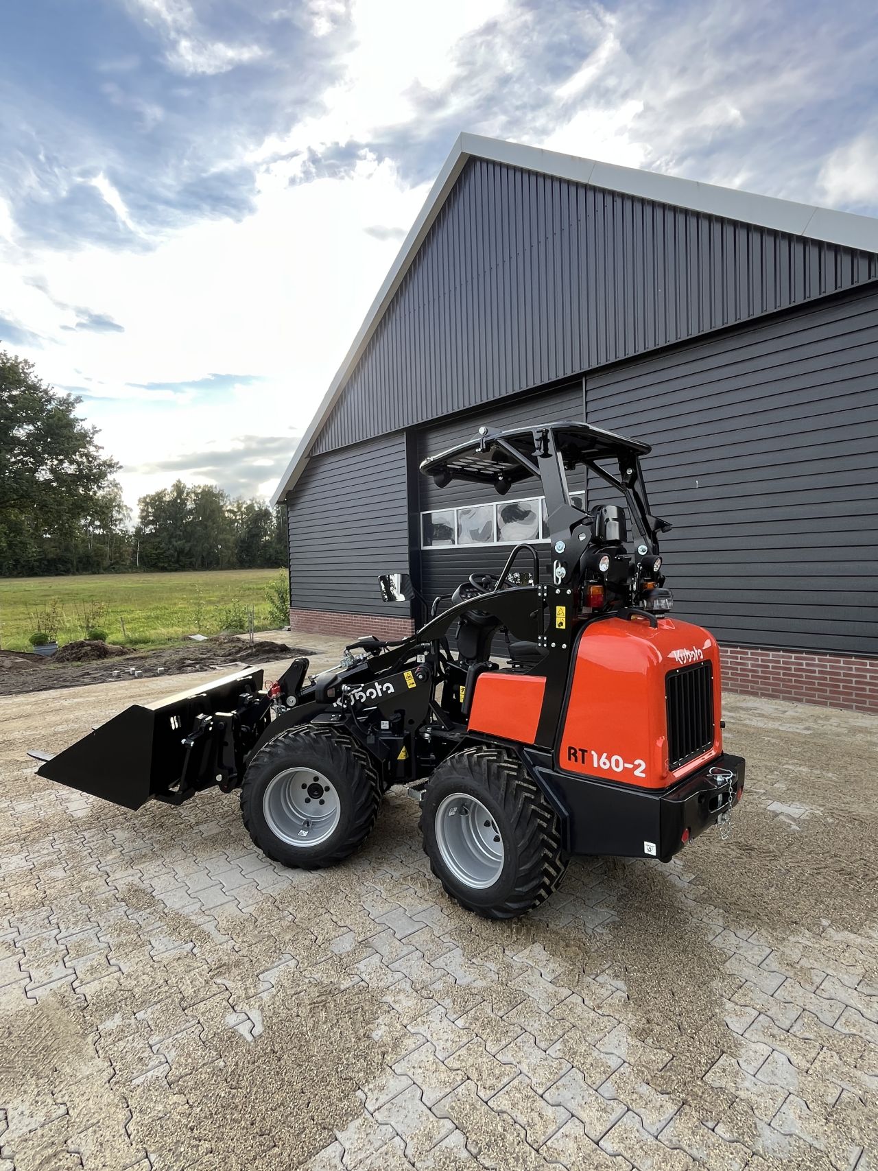 Kubota RT160-2 / Giant G1500 XTRA-HD