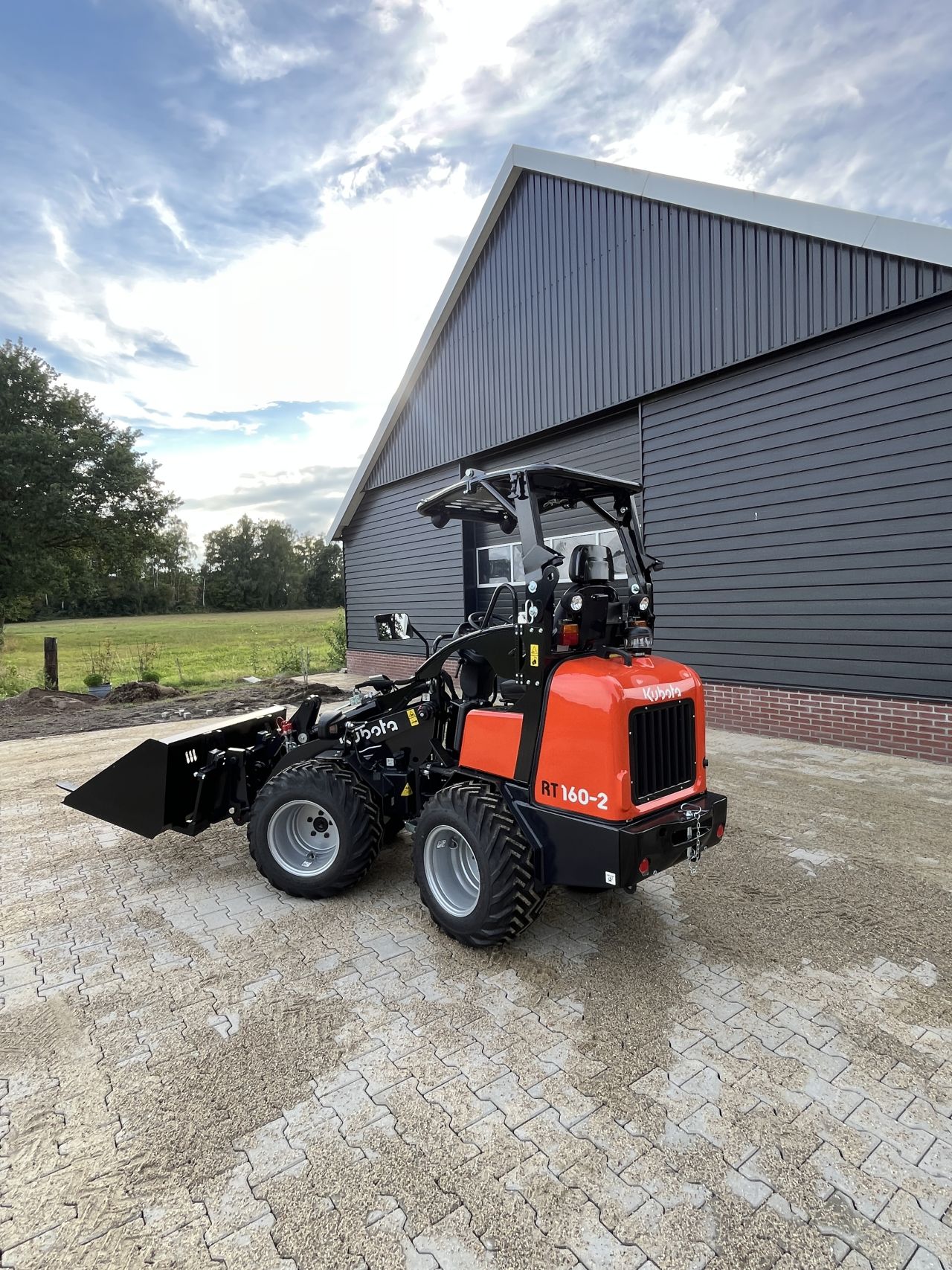 Kubota RT160-2 / Giant G1500 XTRA-HD