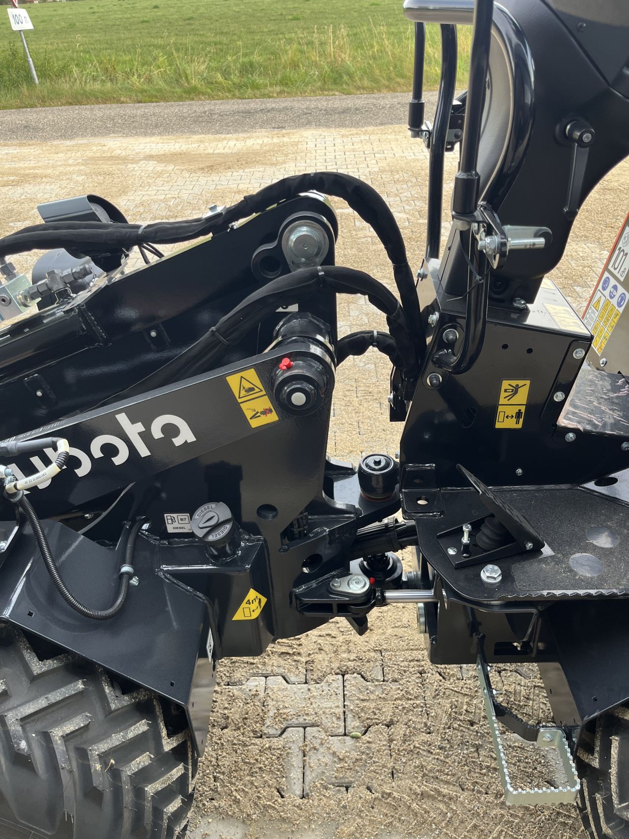 Kubota RT160-2 / Giant G1500 XTRA-HD