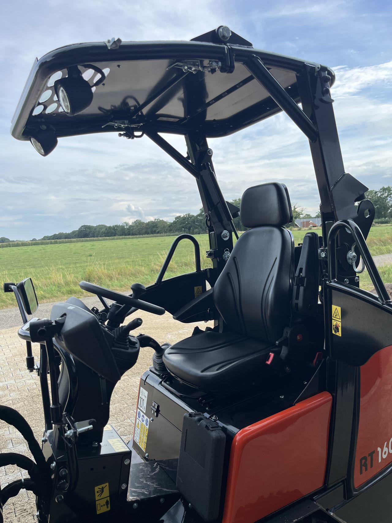 Kubota RT160-2 / Giant G1500 XTRA-HD