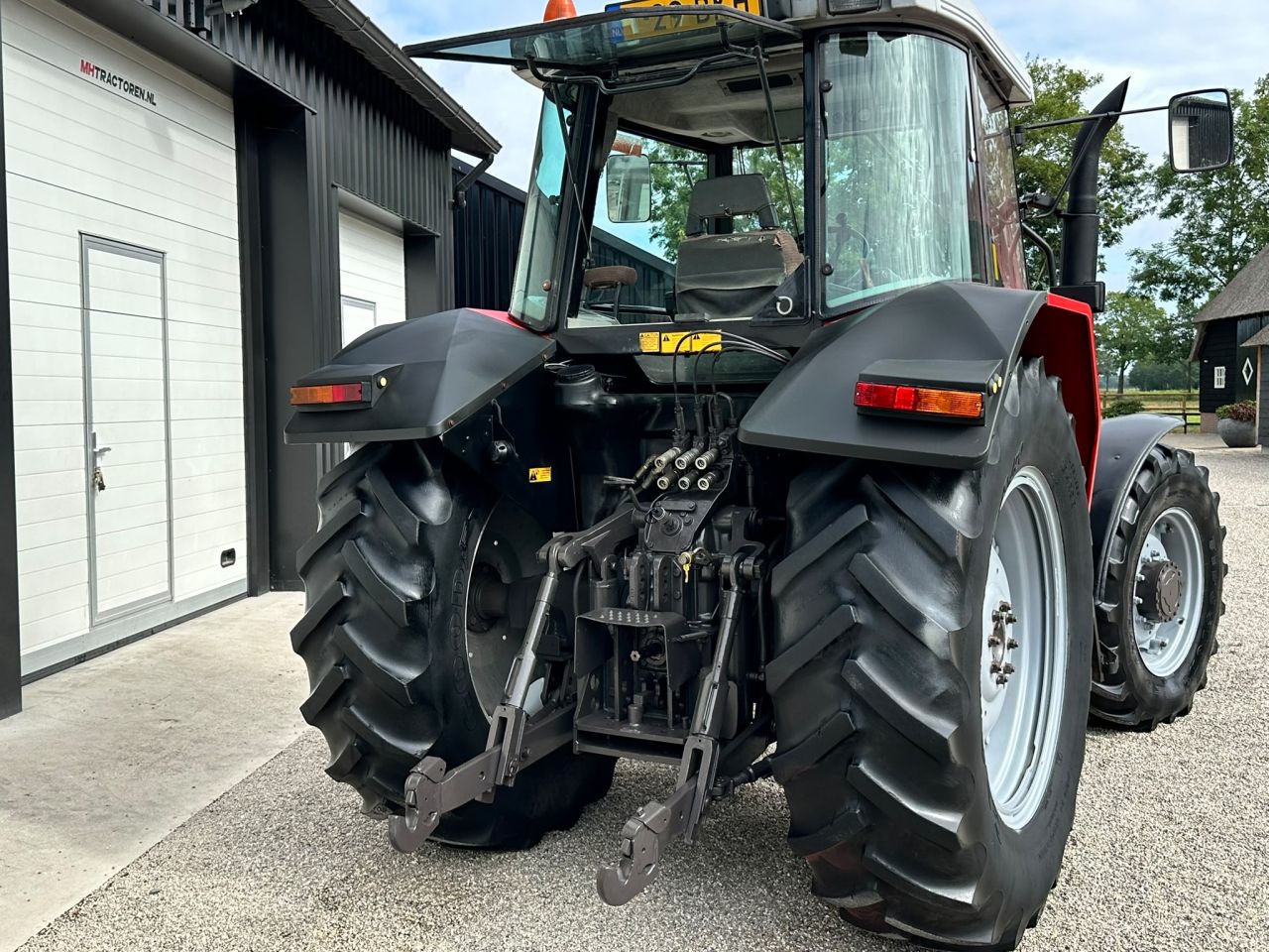 Massey Ferguson 6180