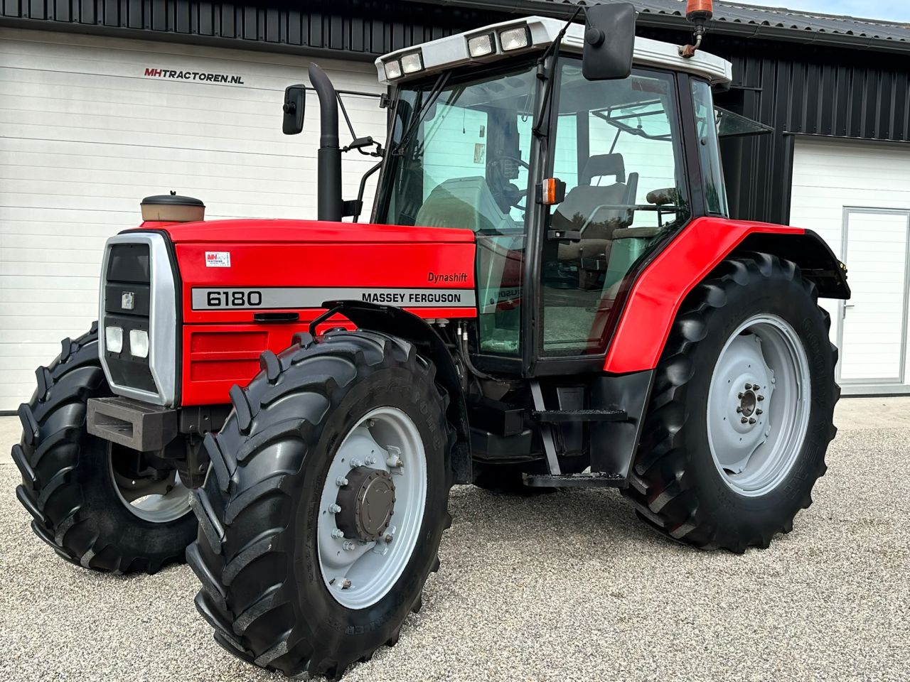 Massey Ferguson 6180
