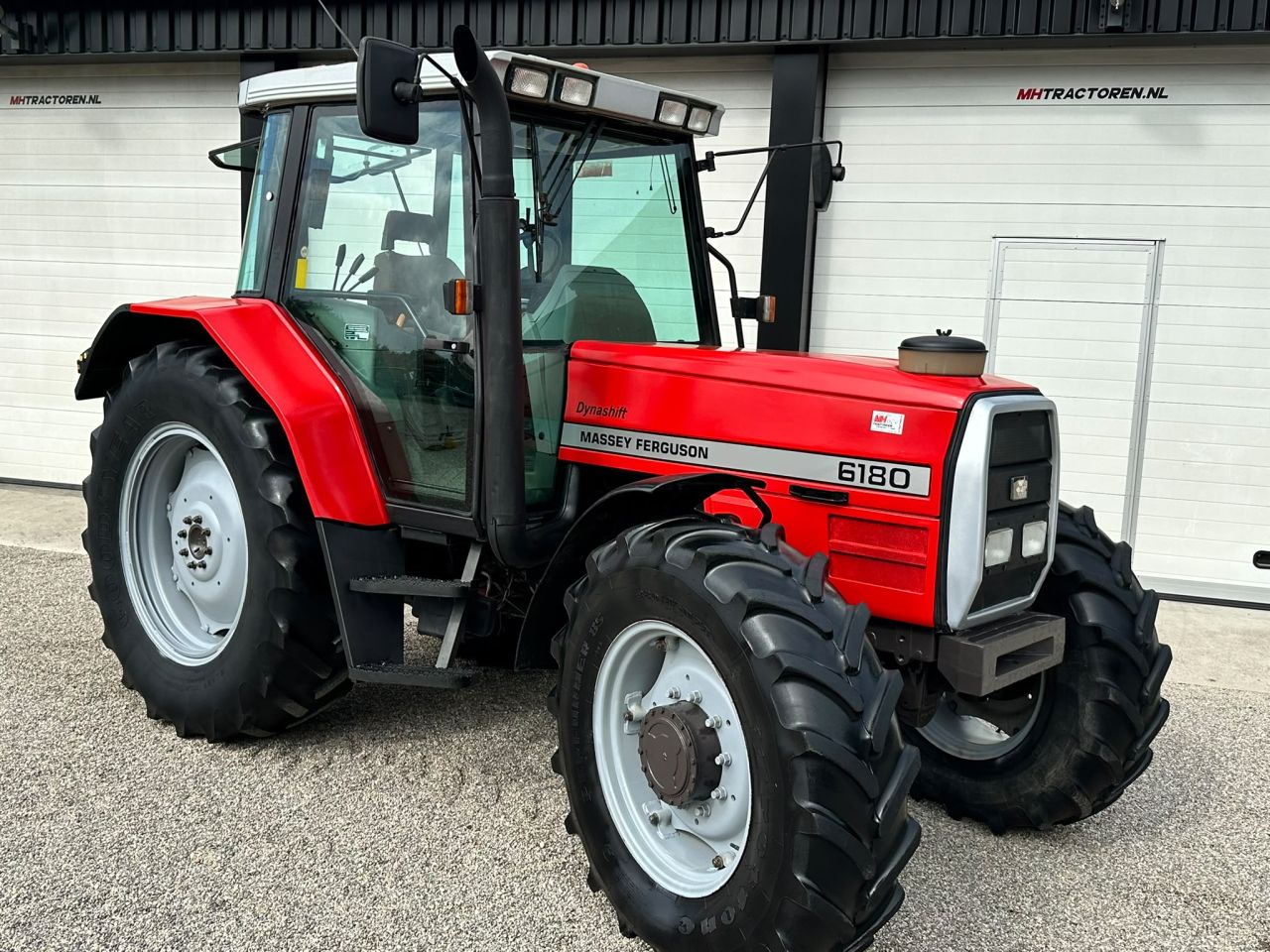 Massey Ferguson 6180