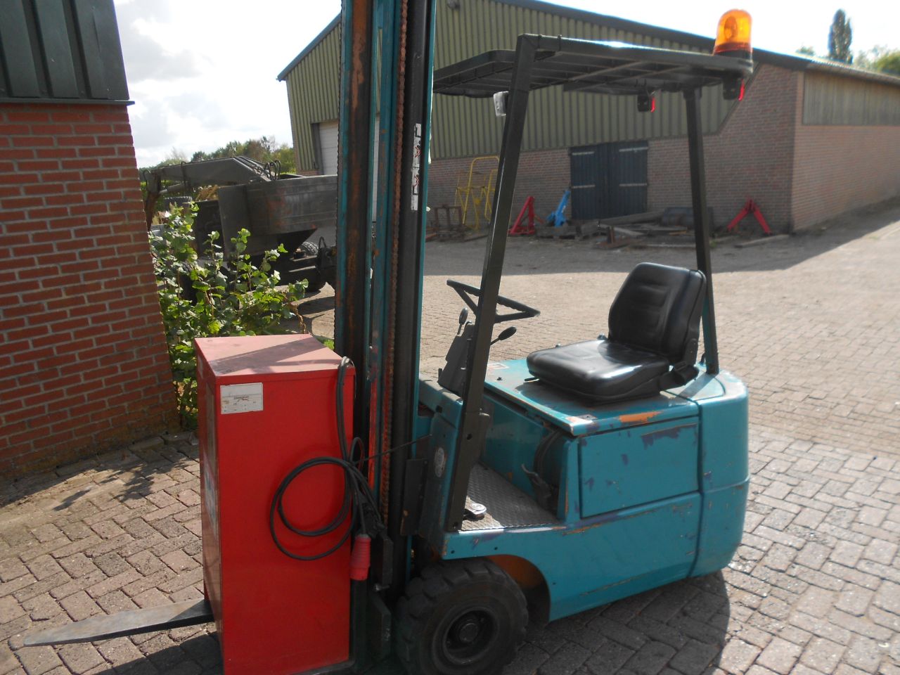 STILL HEFTRUCK MET DEFECT