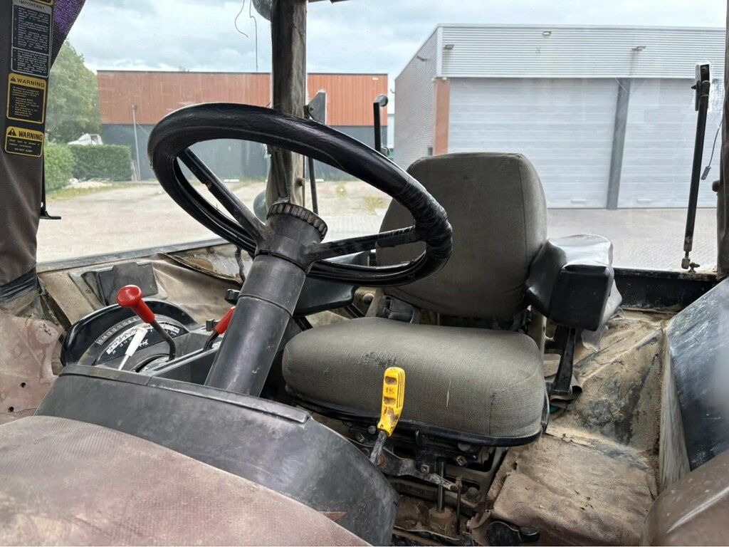 John Deere 4050
