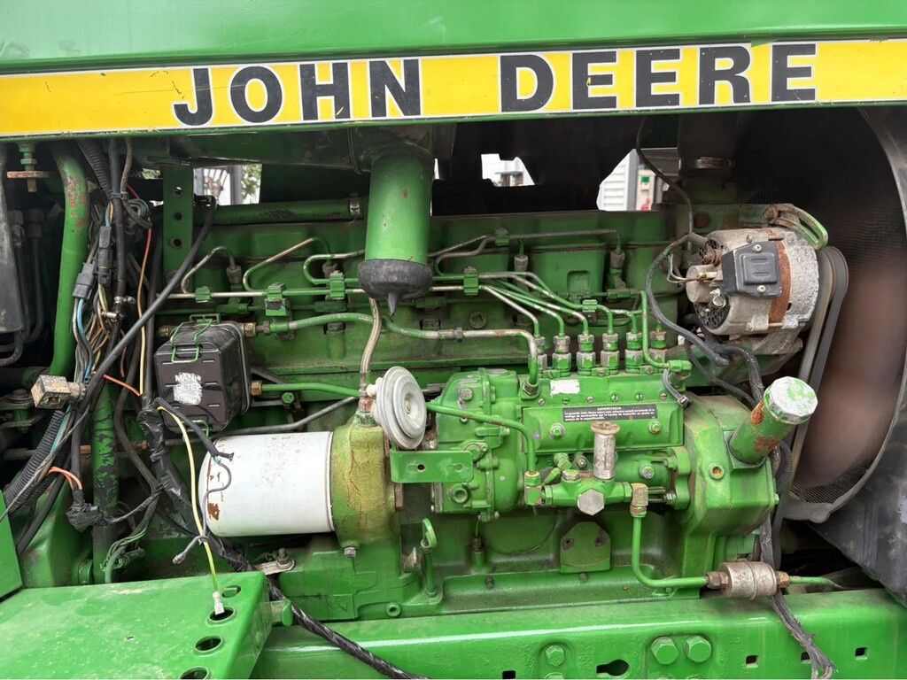 John Deere 4050