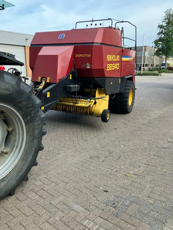 New Holland BB940