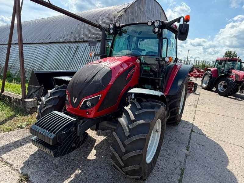 Valtra A 104