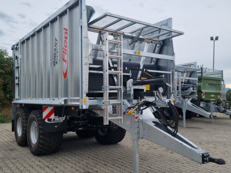 Fliegl Gigant ASW 256 C