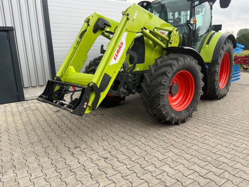 Claas Arion 470