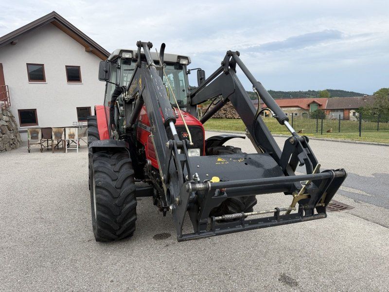 Massey Ferguson 4245-4 LP