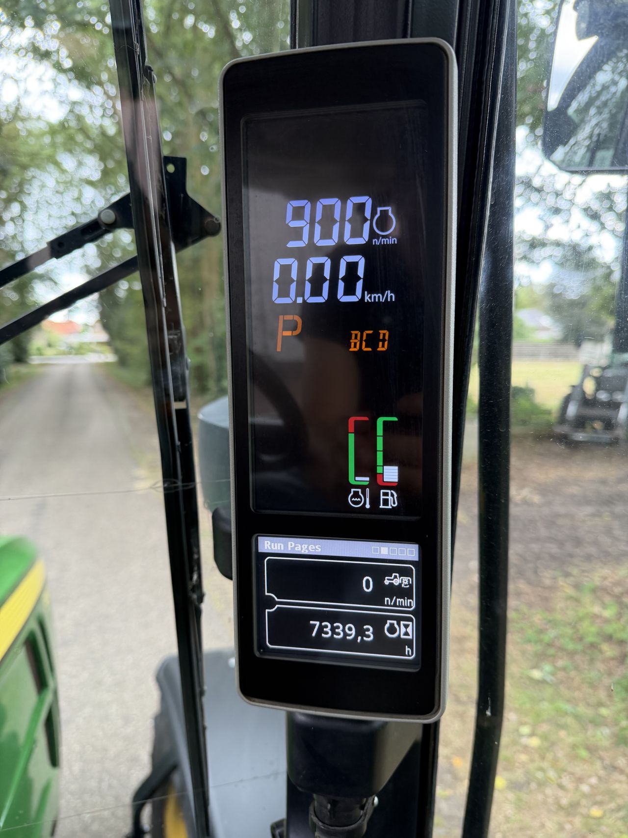 John Deere 5090R