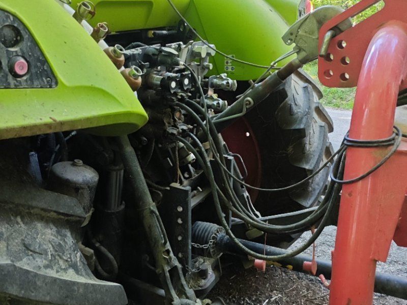 Claas ARION 430 CIS