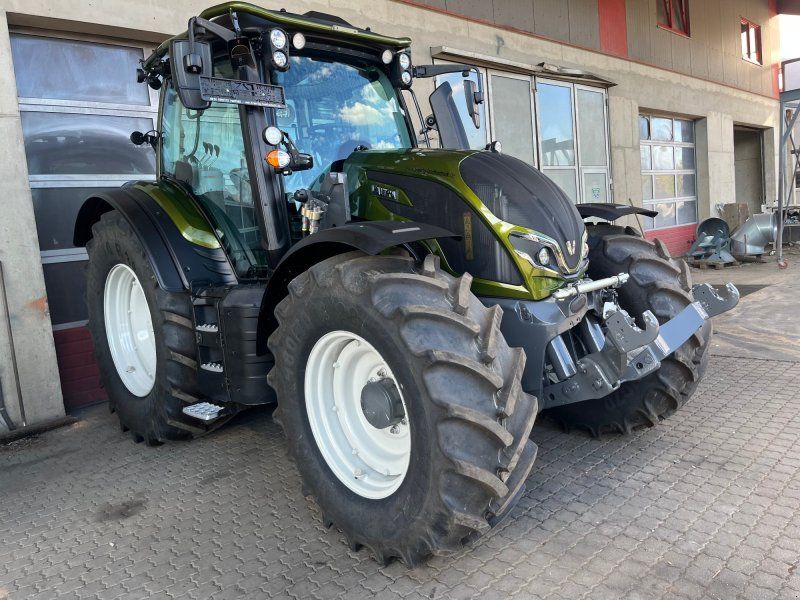 Valtra N155A mit Rüfa und FK
