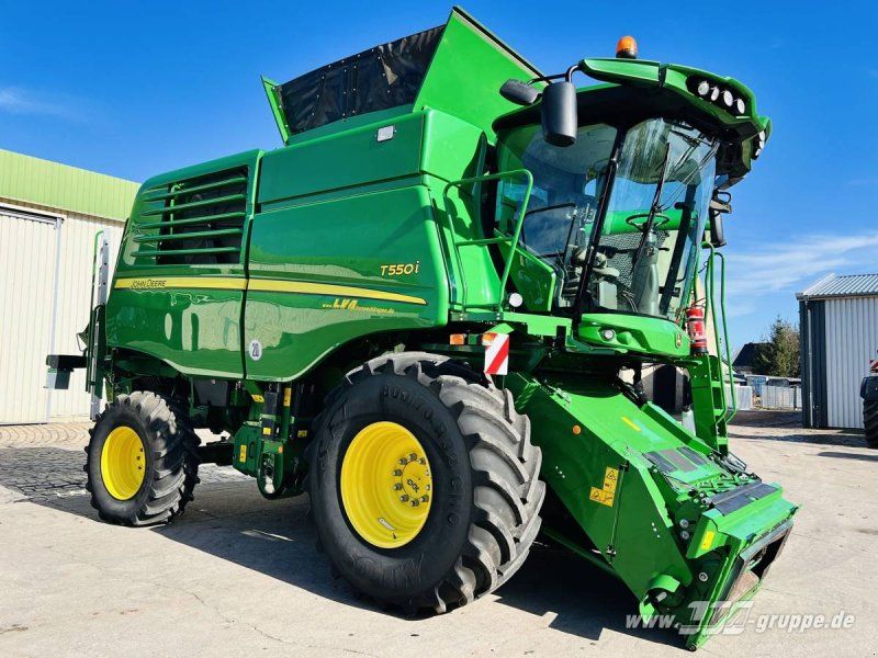 John Deere T550