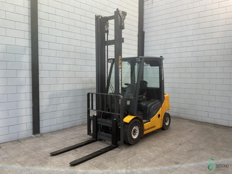 Forklifts Diesel Jungheinrich DFG 25 2015