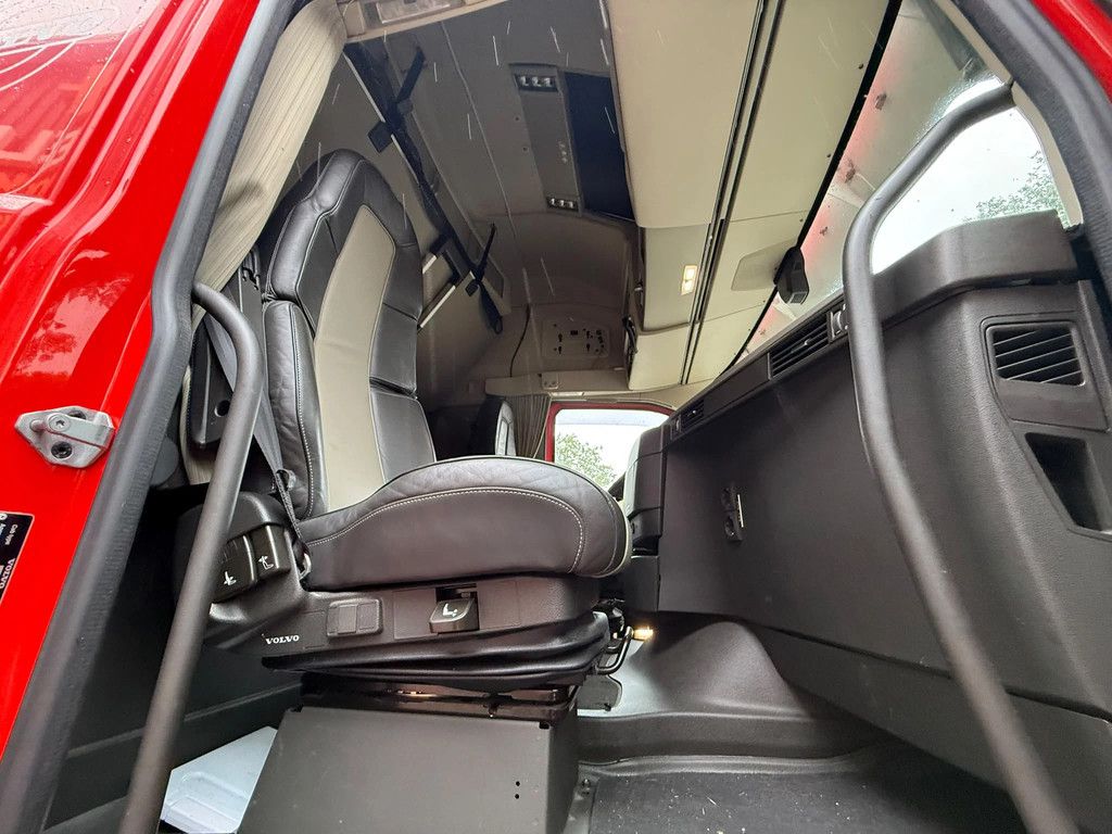 Volvo FH 500 6X2 Globetrotter XL Full Air Alcoa Standairco NL Truck APK/TUV 04-2027