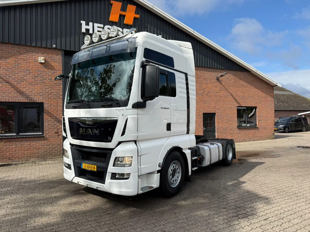 MAN TGX 18.440 XXL 2X Tank Smarttacho Standairco NL truck APK/TUV 02-2027