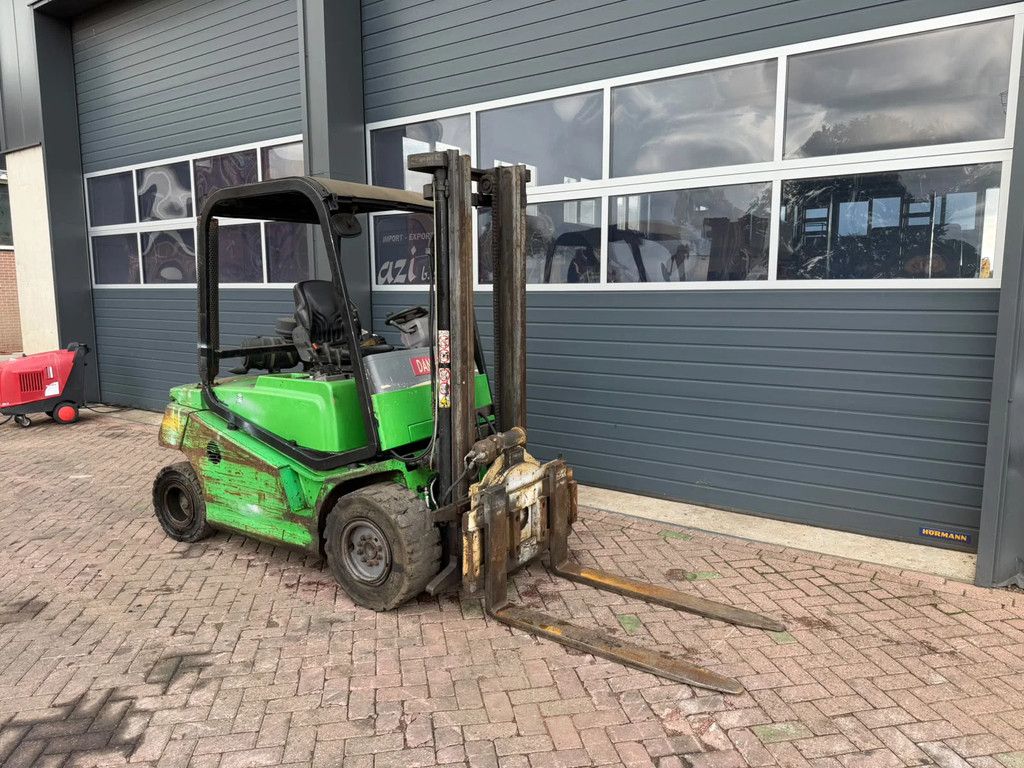 CESAB GRAGO 250