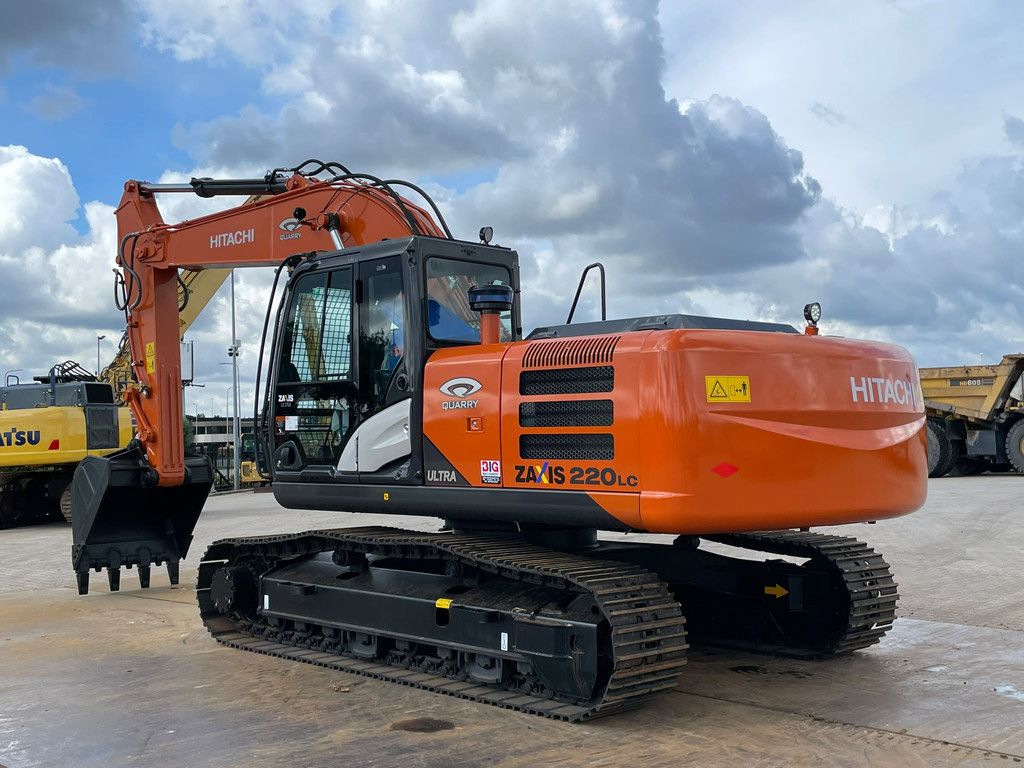 Hitachi ZX220LC-5G
