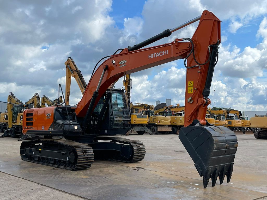 Hitachi ZX220LC-5G
