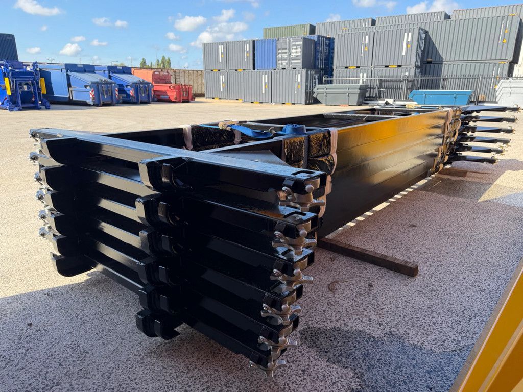 Sidalco 20ft twistlock frame haakarm systeem beide zijdes