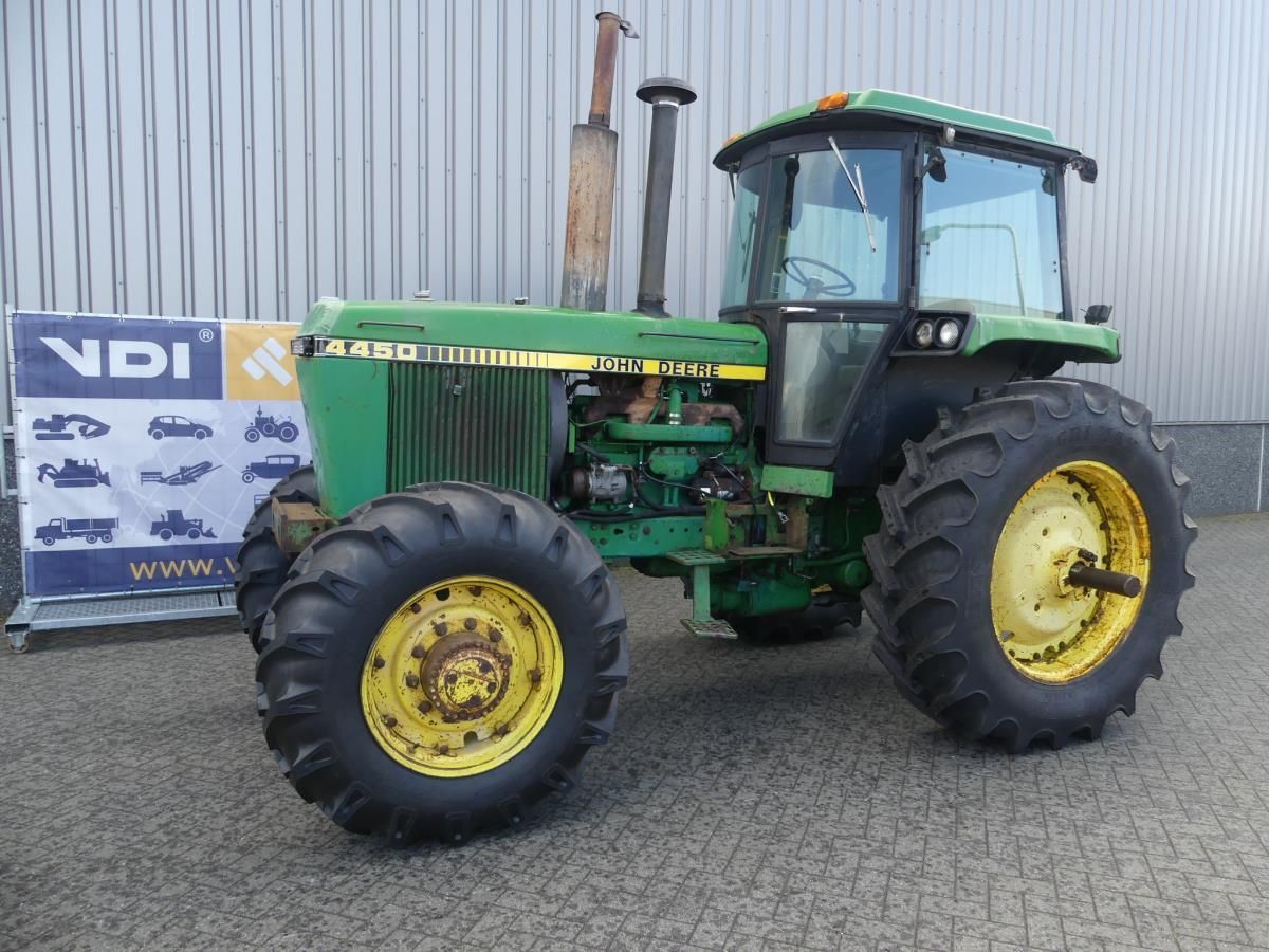 John Deere 4450 4WD