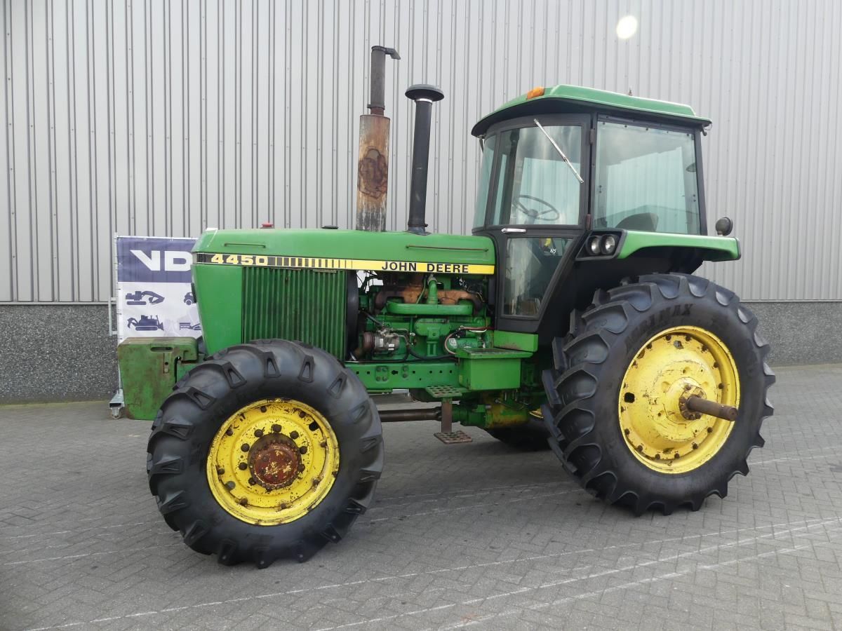 John Deere 4450 4WD