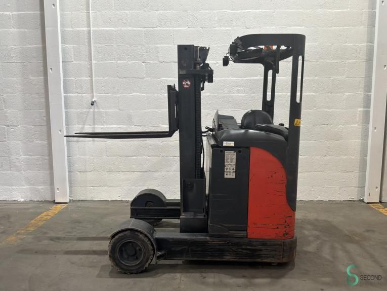 Schubmaststapler Elektrisch Linde R16G 2013