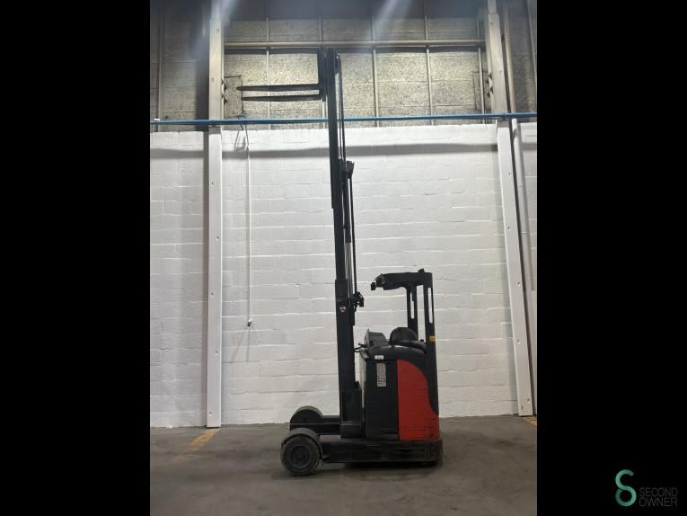 Schubmaststapler Elektrisch Linde R16G 2013