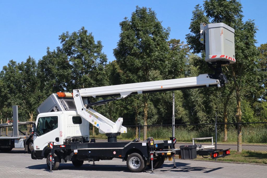 Palfinger P200 TXE | NISSAN NT400 | 20 METER | ISOLATED | 3.5 TON F24P