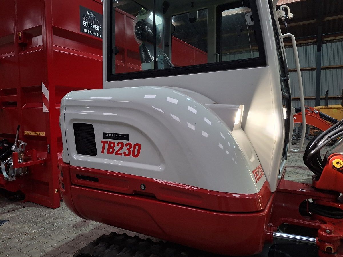 Takeuchi TB230, minigraver, minikraan, BJ2026, 2 stuks, Nieuw!