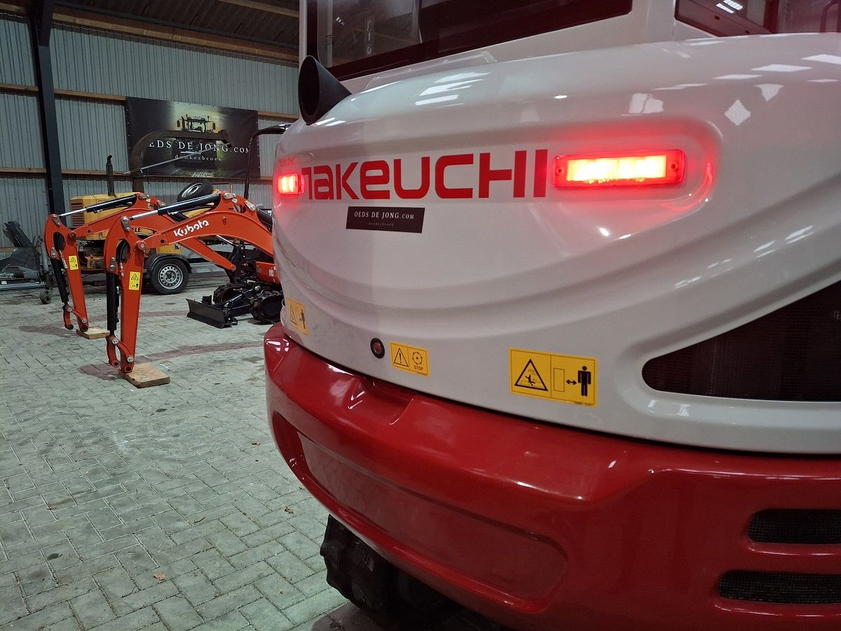 Takeuchi TB230, minigraver, minikraan, BJ2026, 2 stuks, Nieuw!
