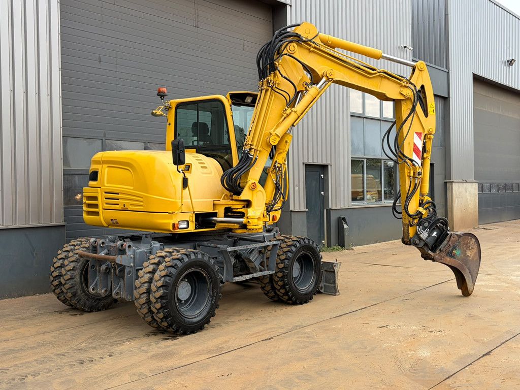 Takeuchi TB295W-1