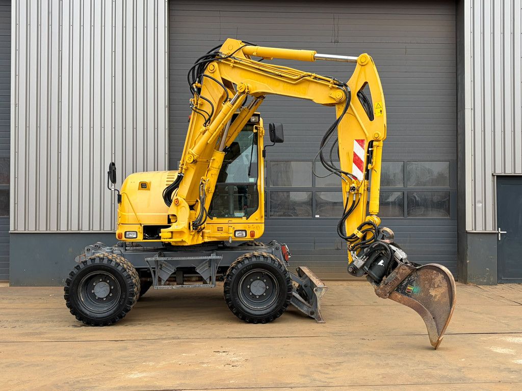 Takeuchi TB295W-1
