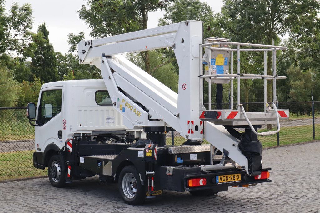 Palfinger P200 AXE | NISSAN NT400 | 20 METER | LOW KM F24P