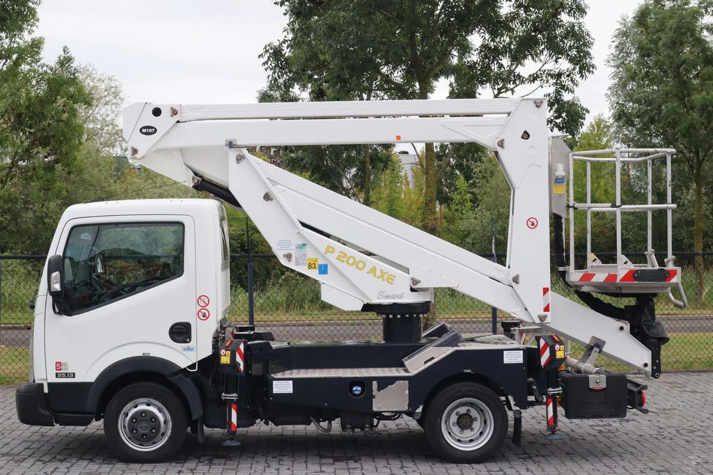 Palfinger P200 AXE | NISSAN NT400 | 20 METER | LOW KM F24P