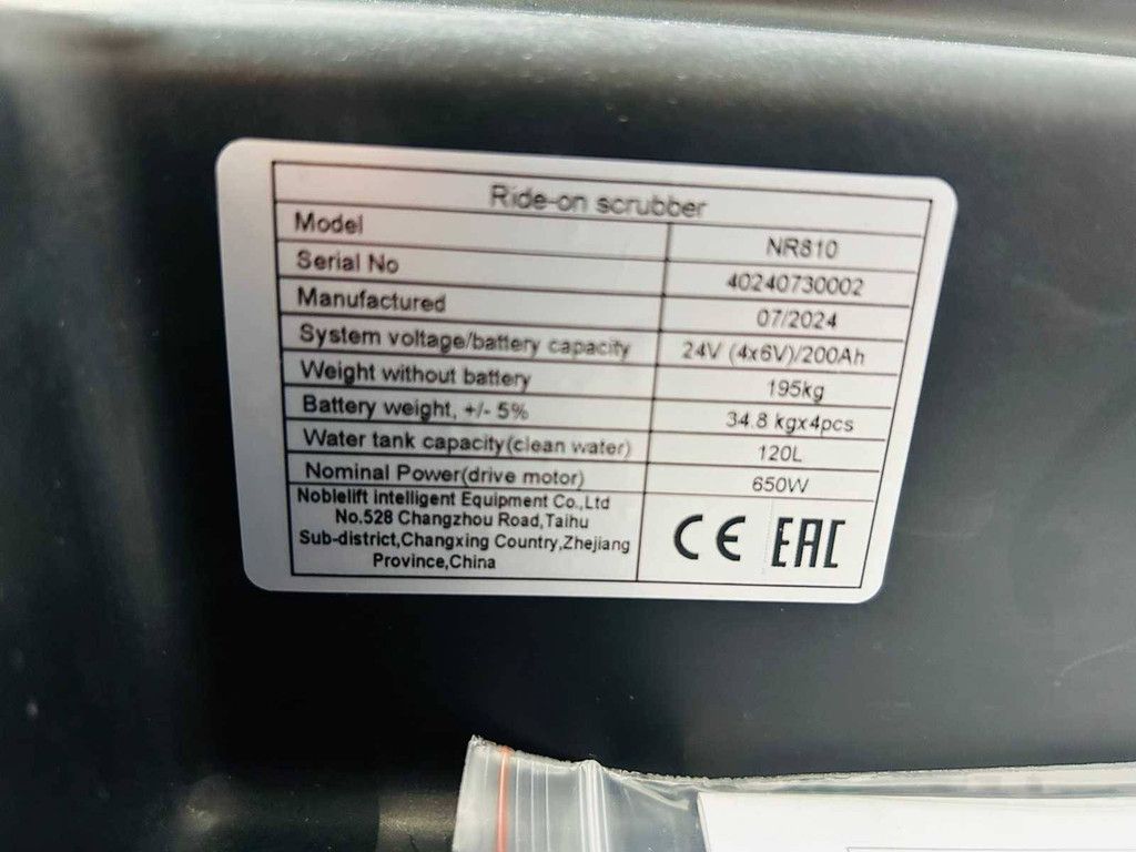 Kehrmaschine Noblelift NR810 Neu