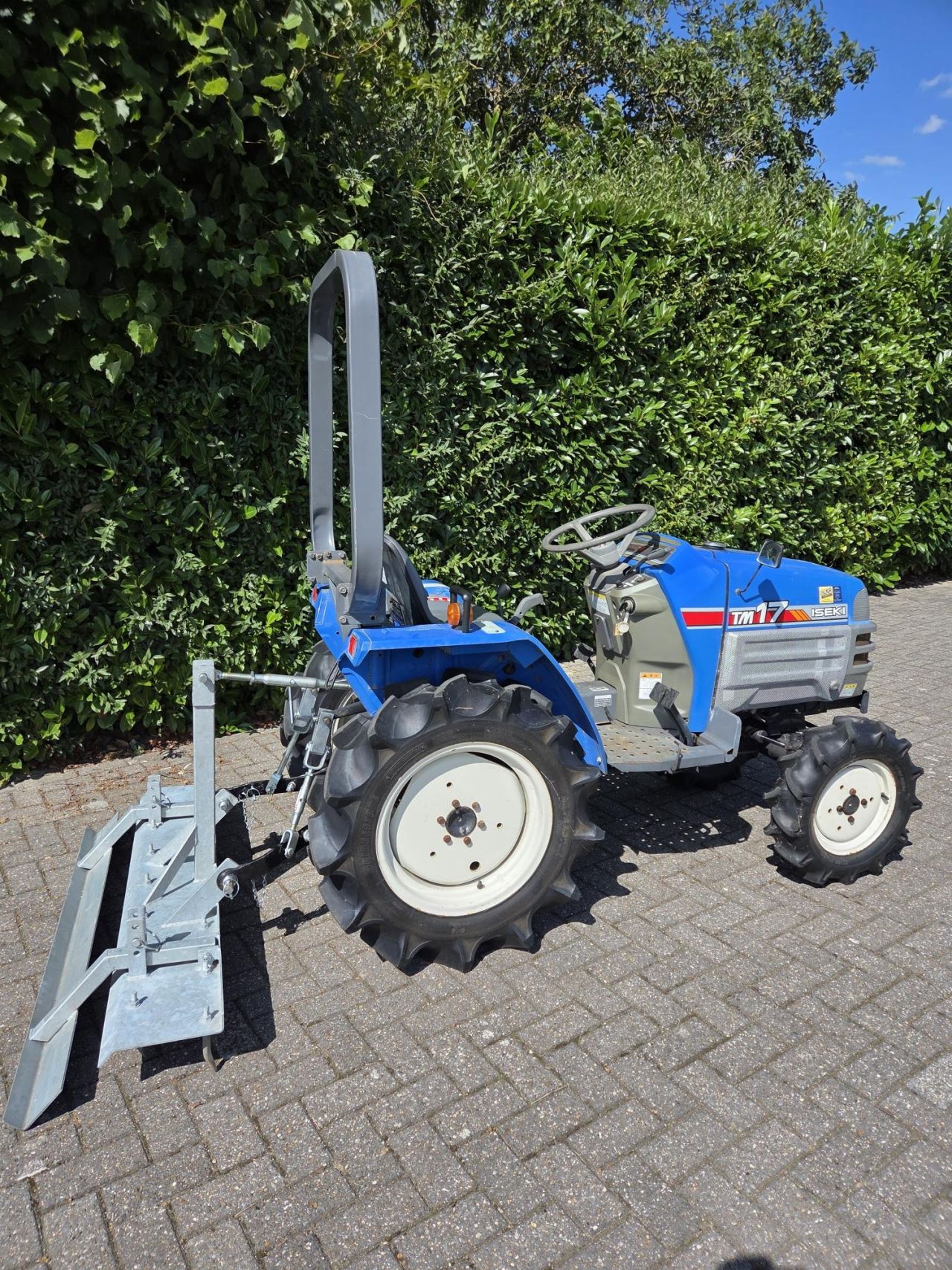 Iseki TM 17