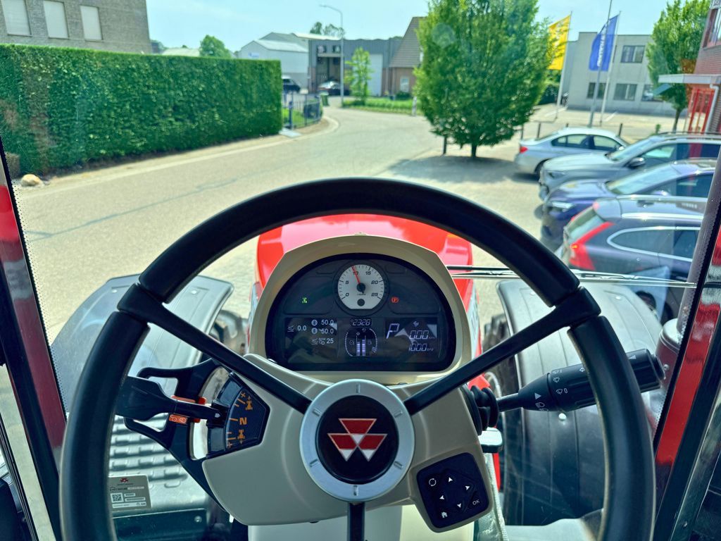 Massey Ferguson 8740S Stage V GPS