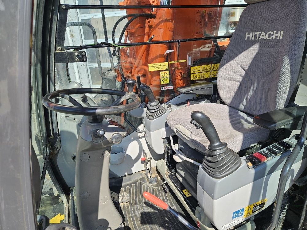 Hitachi ZX170W-5