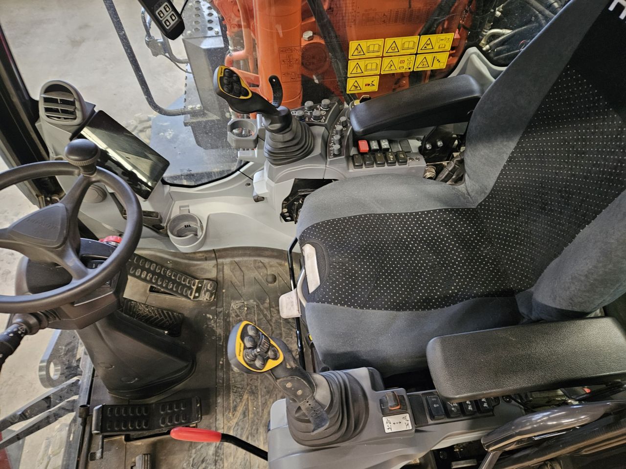 Hitachi ZX150W-7