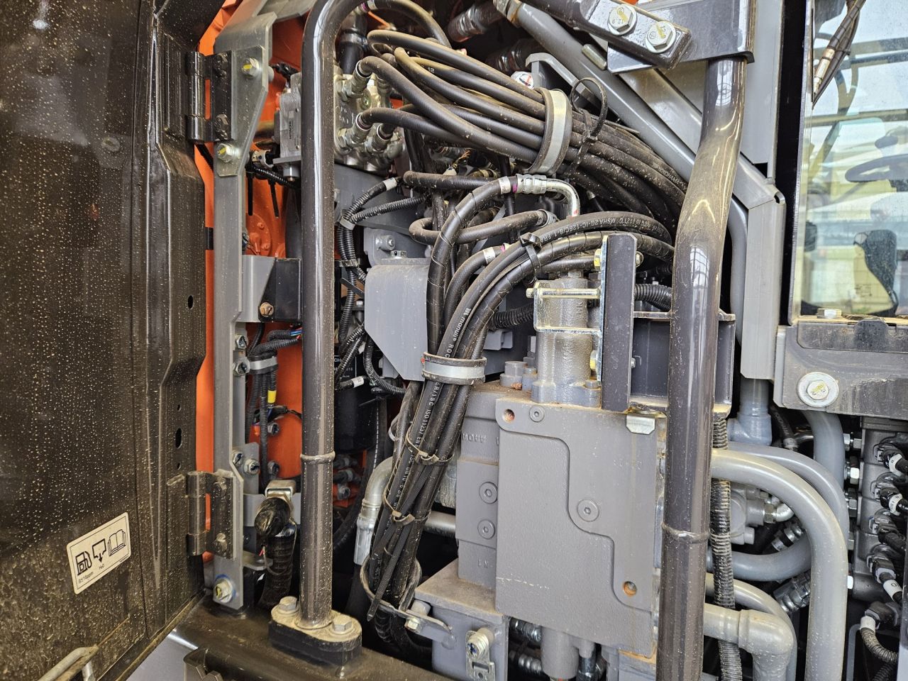 Hitachi ZX150W-7