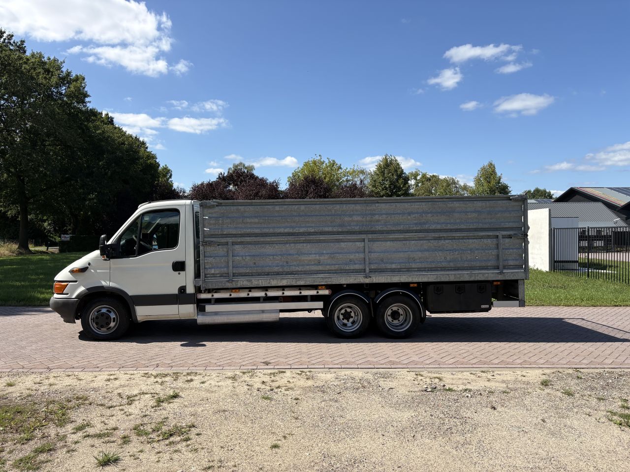 Be trekker iveco 40C15 clixtar schuifvloer N1