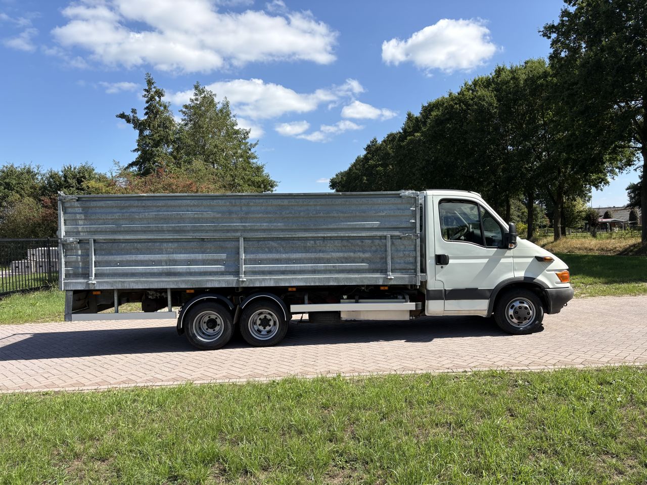 Be trekker iveco 40C15 clixtar schuifvloer N1