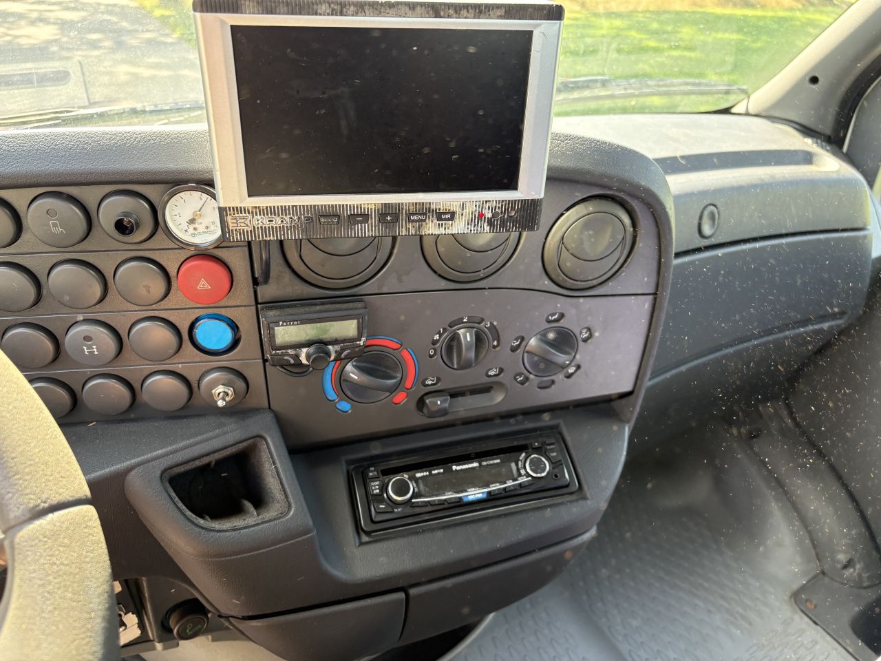 Be trekker iveco 40C15 clixtar schuifvloer N1