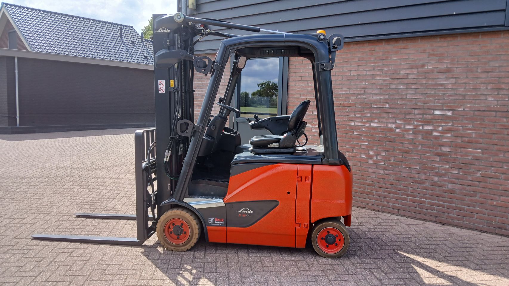 Linde e16 / vorkenversteller / side shift / 2018