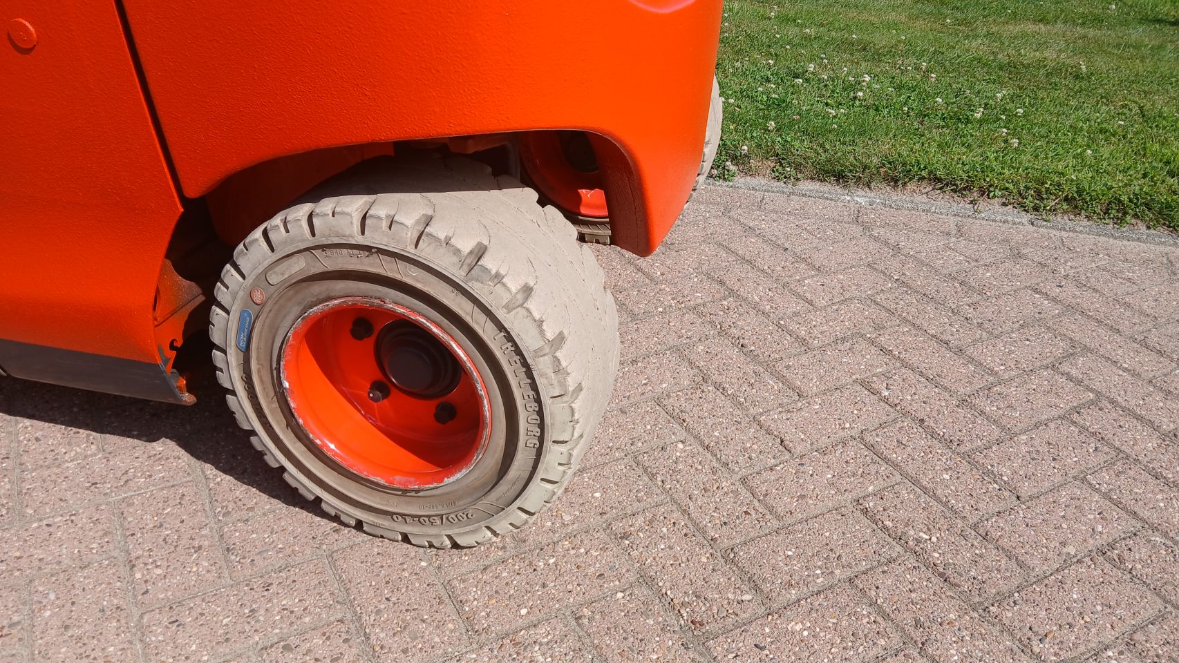 Linde e25 h / vorkenversteller / side shift / 2016