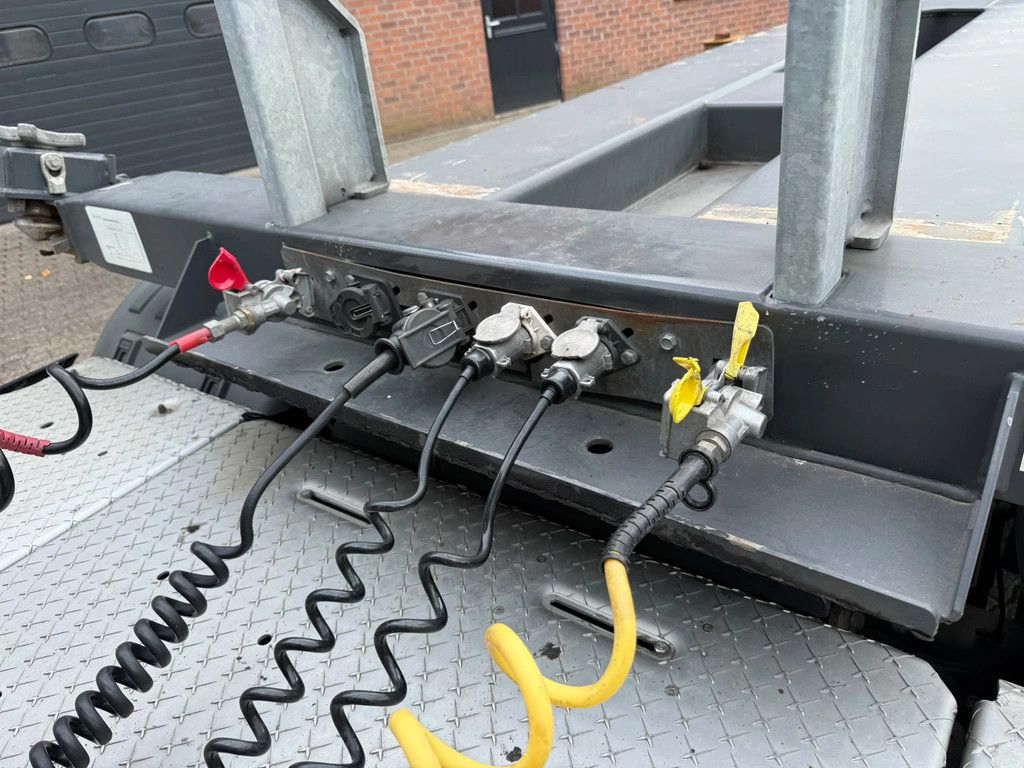 Broshuis MFCC MFCC 2x20 40 45FT Liftas LED NL Trailer APK/TUV 01-2027